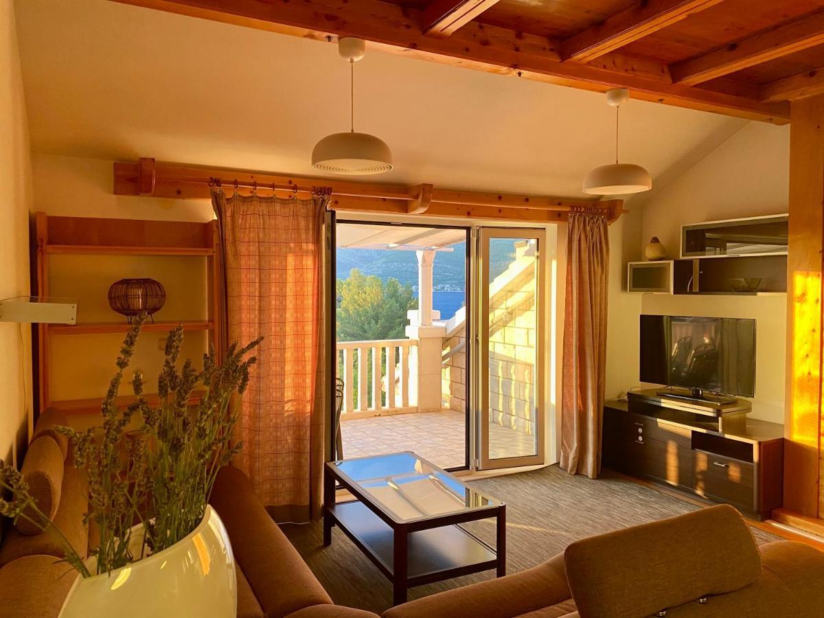 Apartmani Luka Zrnovo ภายนอก รูปภาพ