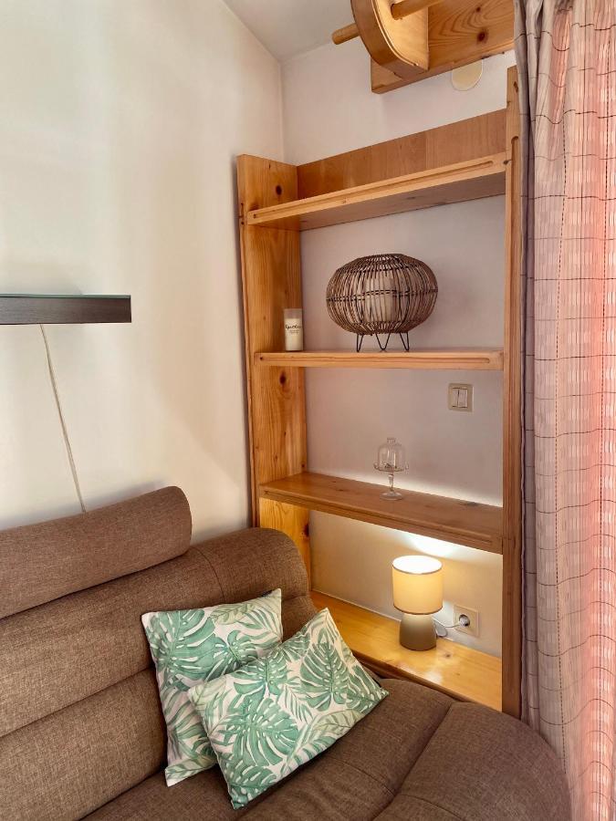 Apartmani Luka Zrnovo ภายนอก รูปภาพ